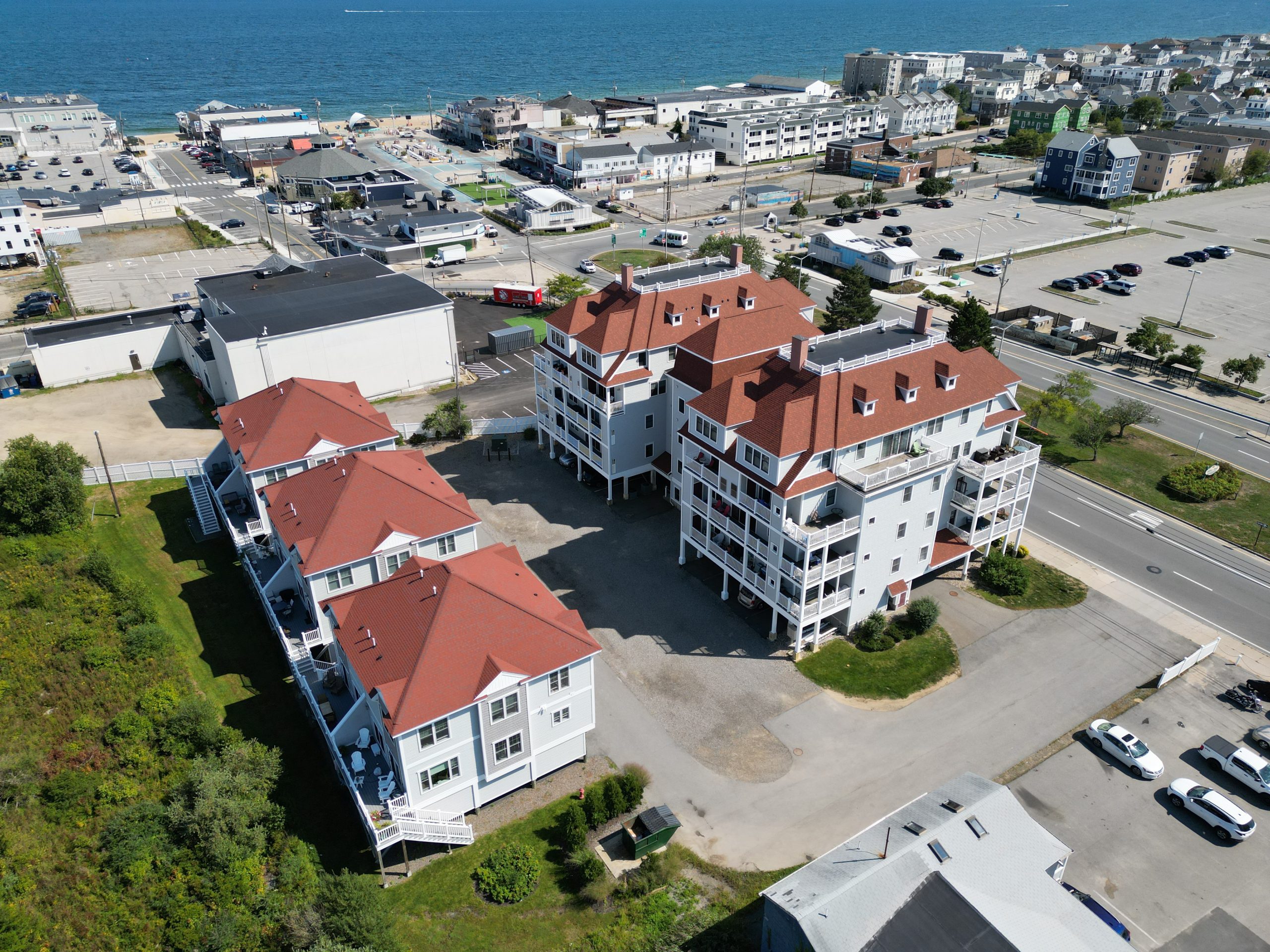 South Beach Landing, Salisbury interior